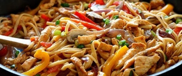 Macarrão na Chapa